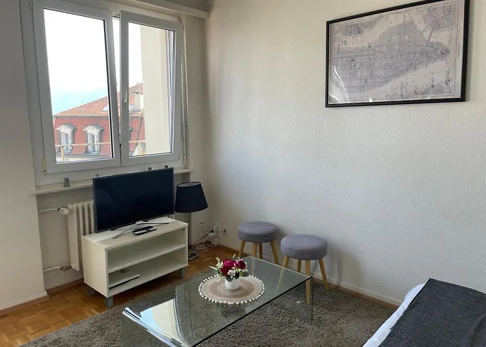 Appartement Beautiful 2 Minutes From Train Station